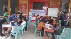 Suasana balai Desa Pasuruan, Kecamatan Penengahan, Lampung Selatan, saat mengikuti Pengabdian kepada Masyarakat (PkM) Jurusan Agribisnis Fakultas Pertanian Universitas Lampung (Unila).(Foto:ist)