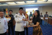 Gubernur menekankan bahwa kekayaan alam Lampung yang besar tidak akan maksimal tanpa sentuhan teknologi. Termasuk pemanfaatan teknologi AI. ( foto: ist)