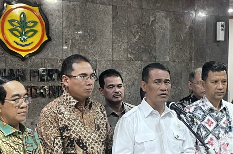 Sinergi antara Kementan, Kemendiktisaintek, dan BRIN untuk memastikan inovasi riset menjadi kebijakan nyata dan produk komersial.(Foto: ist)