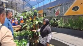 Alawiyah, Kepala Kebun Raya Itera, terpilih menjadi wakil tunggal Indonesia dalam pelatihan manajemen internasional di Shanghai.(foto: dok. Itera)