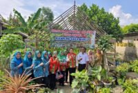 Ketua Umum IKWT Kabupaten Lampung Tengah, Ni Ketut Dewi Nadi Komang Koheri, turun langsung memimpin jalannya koordinasi. (Foto: ist)