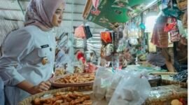 Sidak gabungan TPID dan BPOM di pasar tradisional serta ritel modern untuk stabilitas harga dan uji keamanan pangan. (foto:ist)