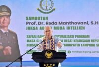 Optimalisasi program Jaksa Garda Desa (Jaga Desa) sebagai bentuk pendampingan hukum dan pengawasan bagi aparatur desa dihadiri Jamintel Kejagung RI, Reda Manthovani. ( foto: ist)