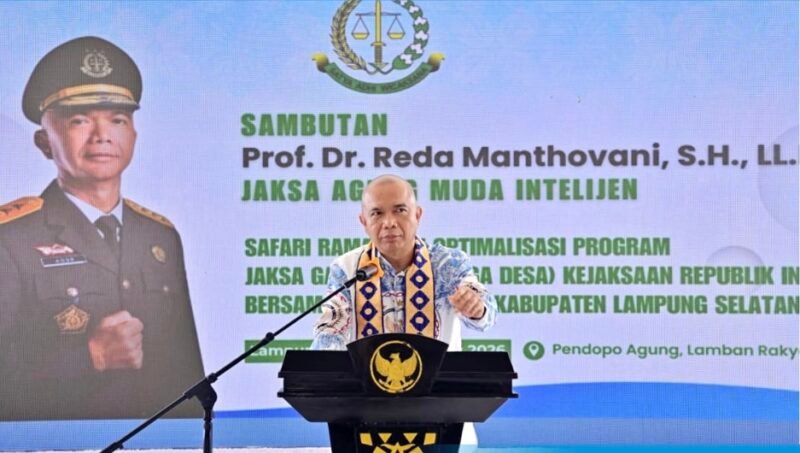 Optimalisasi program Jaksa Garda Desa (Jaga Desa) sebagai bentuk pendampingan hukum dan pengawasan bagi aparatur desa dihadiri Jamintel Kejagung RI, Reda Manthovani. ( foto: ist)