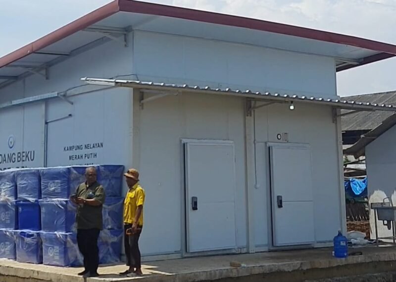 Gudang beku portabel bagi nelayan Koperasi Nelayan Merah Putih. (Foto: ist)