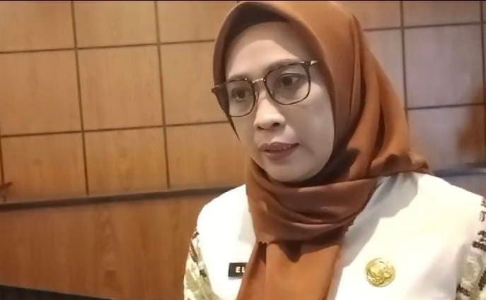 Elvira Umihanni menjelaskan kesempatan pada Kementerian Pertanian yang membuka pendaftaran Young Farm Leader Training in Japan (PYFLTJ) untuk mencetak petani muda mandiri.(foto: ist)