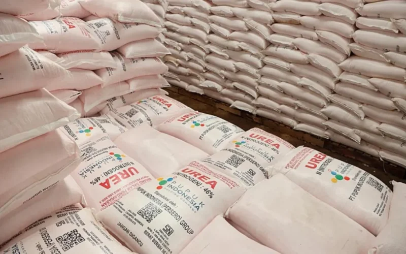Kapasitas produksi PT Pupuk Indonesia mencapai 14,8 juta ton per tahun dengan potensi ekspor 1,5 hingga 2 juta ton setelah kebutuhan petani dalam negeri terpenuhi.(foto: ist)