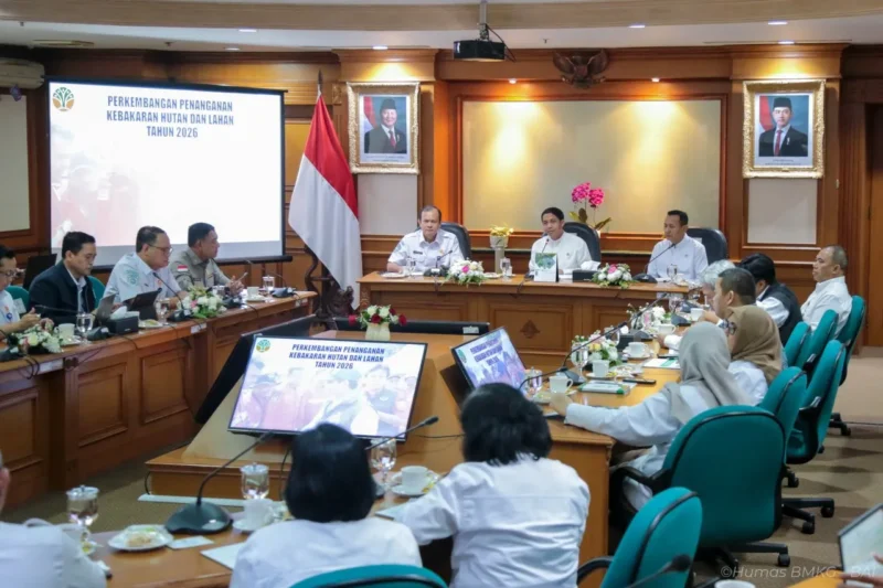 BMKG memperkuat Operasi Modifikasi Cuaca (OMC) dan pembasahan lahan (rewetting) sejak dini.(Foto: ist)