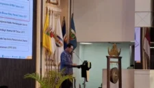 Direktur Jenderal Bina Pembangunan Daerah Kemendagri, Restuardy Daud, menyebut perlunya penggerak ekonomi lokal untuk memutus rantai kemiskinan dan meningkatkan PAD.(foto: Antara)