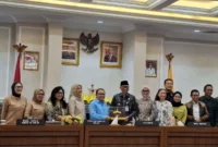 Pembentukan Holding UMKM sebagai agregator untuk menyatukan produk sejenis dalam satu wadah.(Foto: ist)