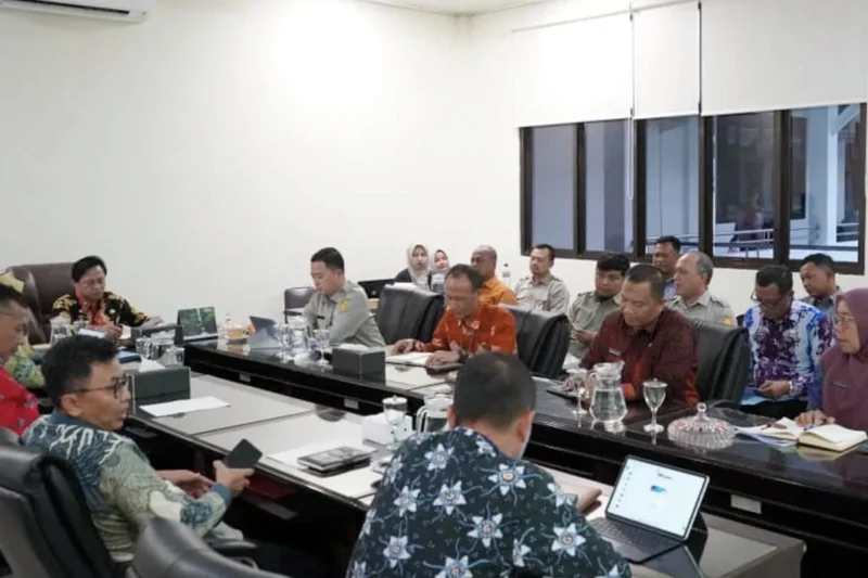 Menjadikan Lampung Selatan sebagai kabupaten (role model) percontohan nasional melalui pengembangan kawasan hortikultura terpadu.