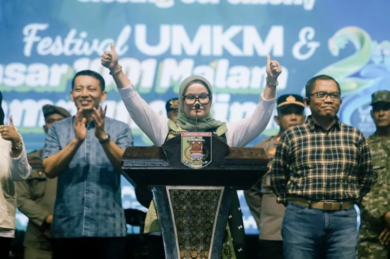 Menyelenggarakan Festival UMKM dan Pasar 1001 Malam sebagai pusat transaksi ekonomi rakyat.(Foto: ist)