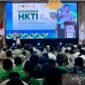 Ketua Umum Dewan Pimpinan Nasional Himpunan Kerukunan Tani Indonesia (DPN HKTI) memberi sambutan dalam peringatan HUT ke-53 HKTI di Kantor Kementerian Pertanian. (Foto: Ant)