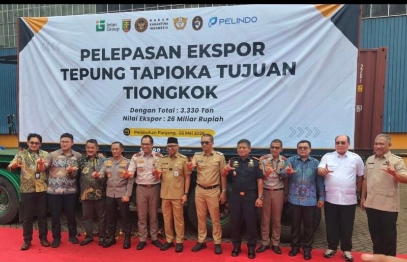 Pelepasan ekspor 3.330 ton tepung tapioka senilai Rp26 miliar menuju Tiongkok. (Foto: ist)