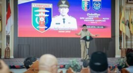 Gubernur Lampung, Rahmat Mirzani Djausal saat pelantikan pengurus Apdesi Merah Putih Lampung. (Foto: ist) 